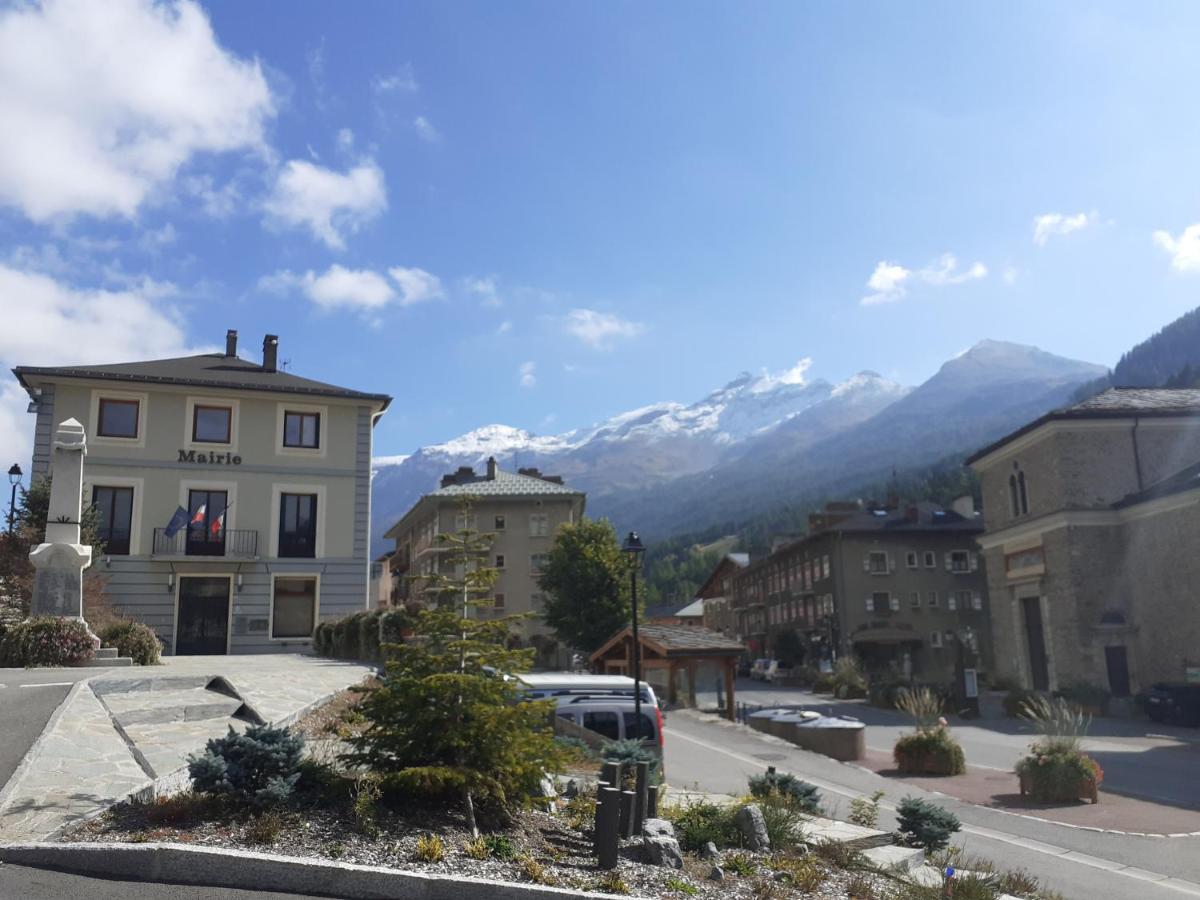 Chaleureux Avec Wifi De 10 Personnes A Val-cenis *