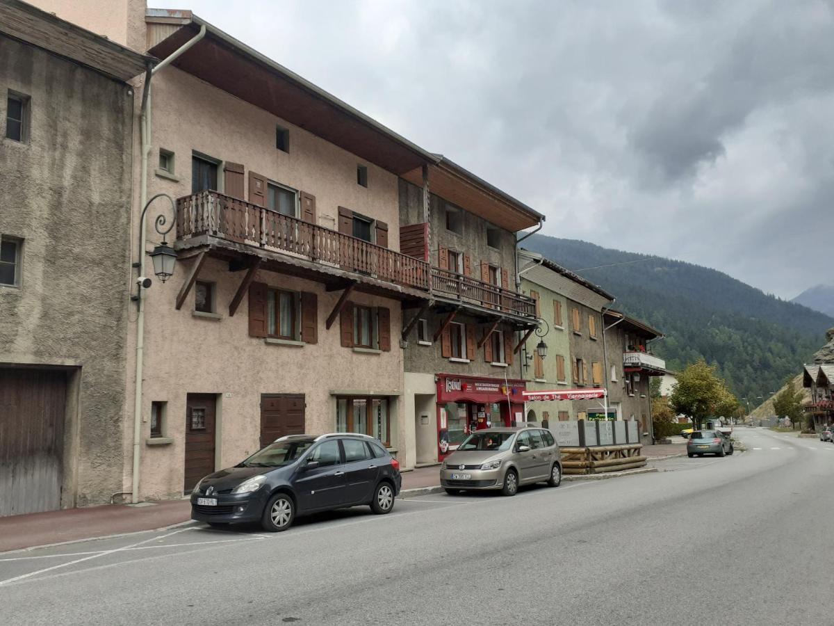 Apartment Chaleureux Avec Wifi De 10 Personnes A Val-cenis *