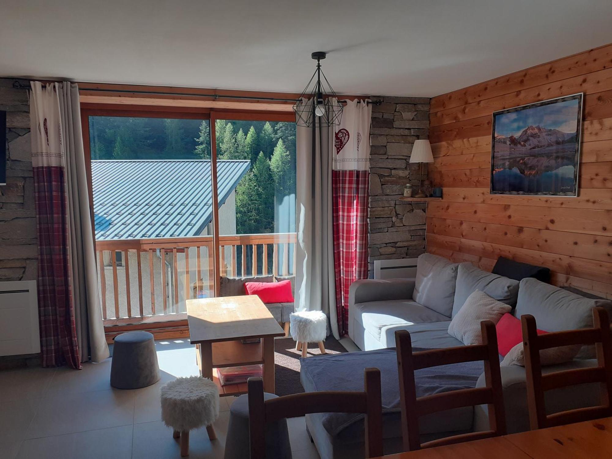 Apartment Chaleureux Avec Wifi De 10 Personnes A Val-cenis *